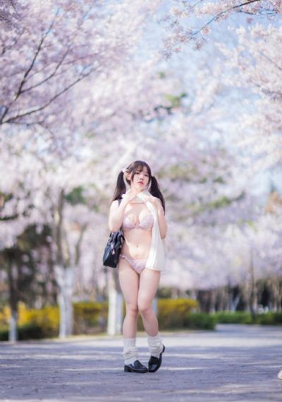 欧美女头像小清新自然_BD英语免费在线播放