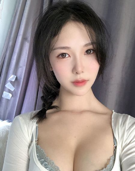 欧美女歌星恶搞_电视剧在线观看