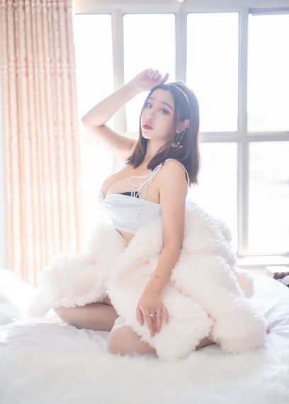 无码破解拥有美乳的完美肉体_BD英语在线观看高清