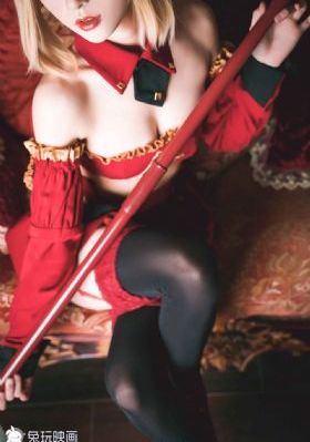国产吉普自由光2_JVID性感写真