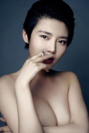 国产的香蕉精品_迅雷在线观看