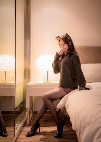 黄色美甲欧美_HD免费观看最新