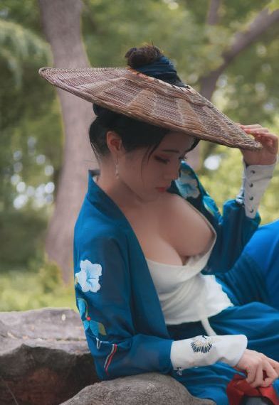 欧美极品在线完整版_高清免费在线观看